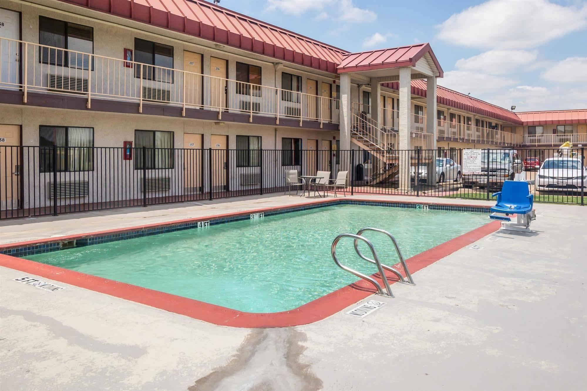 Motel 6-Mesquite, TX - Rodeo - Convention Ctr Exterior foto